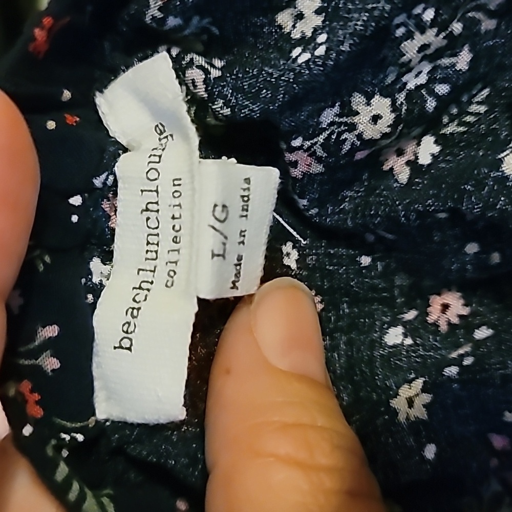 Floral Navy Skirt - Picture 3 of 4